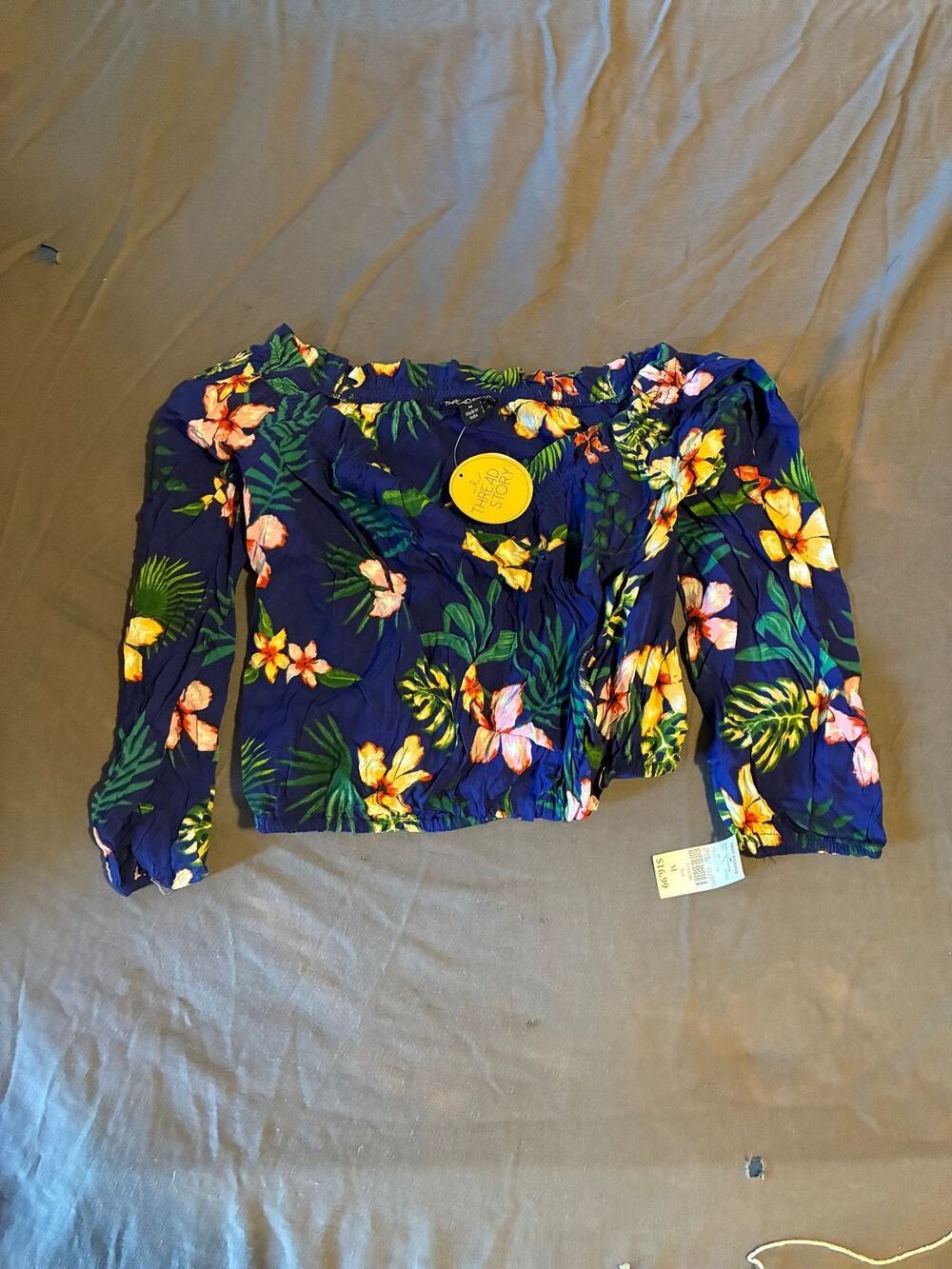 Thread Story Top Womens M Off Shoulder Crop Floral Navy Tropical Long Sleeve